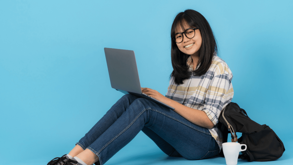 woman working on her laptop